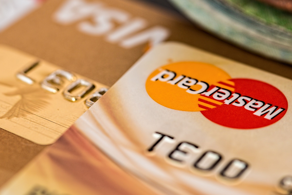 資格取得にかかる費用と支払い方法