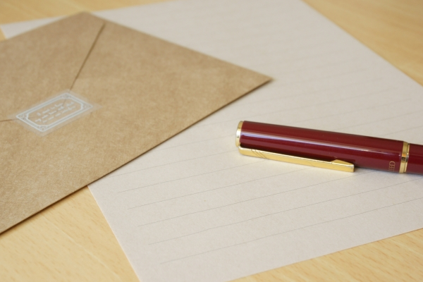 手紙の定型文と封筒サイズ
